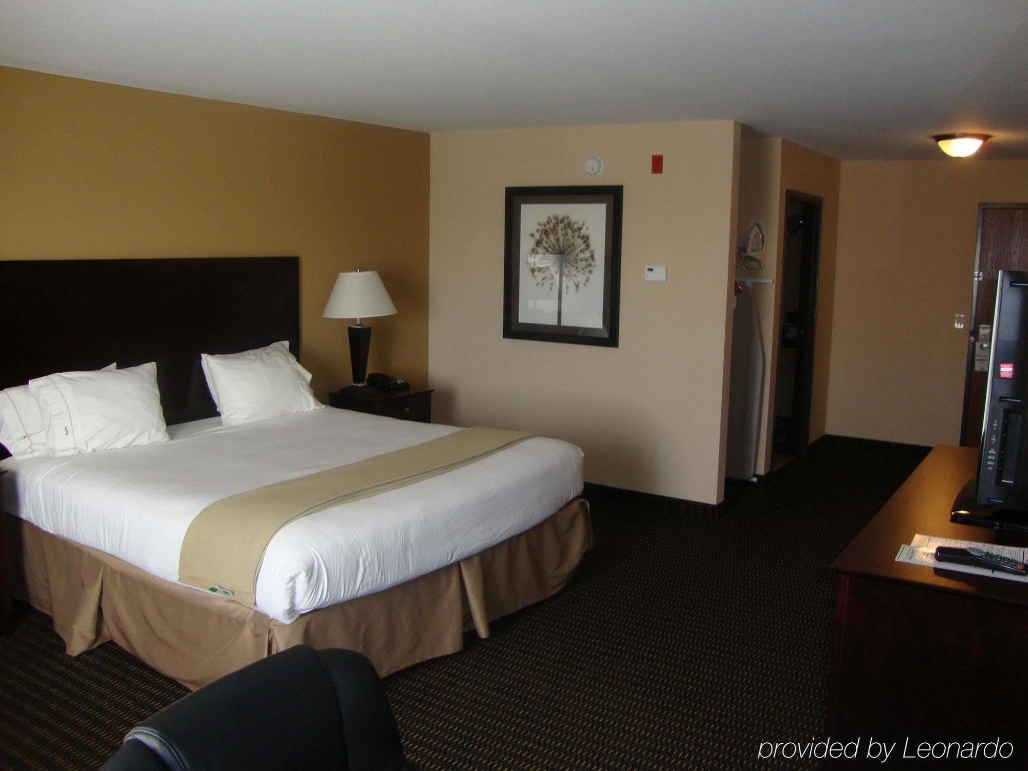 Holiday Inn Express & Suites Sidney By Ihg Eksteriør bilde